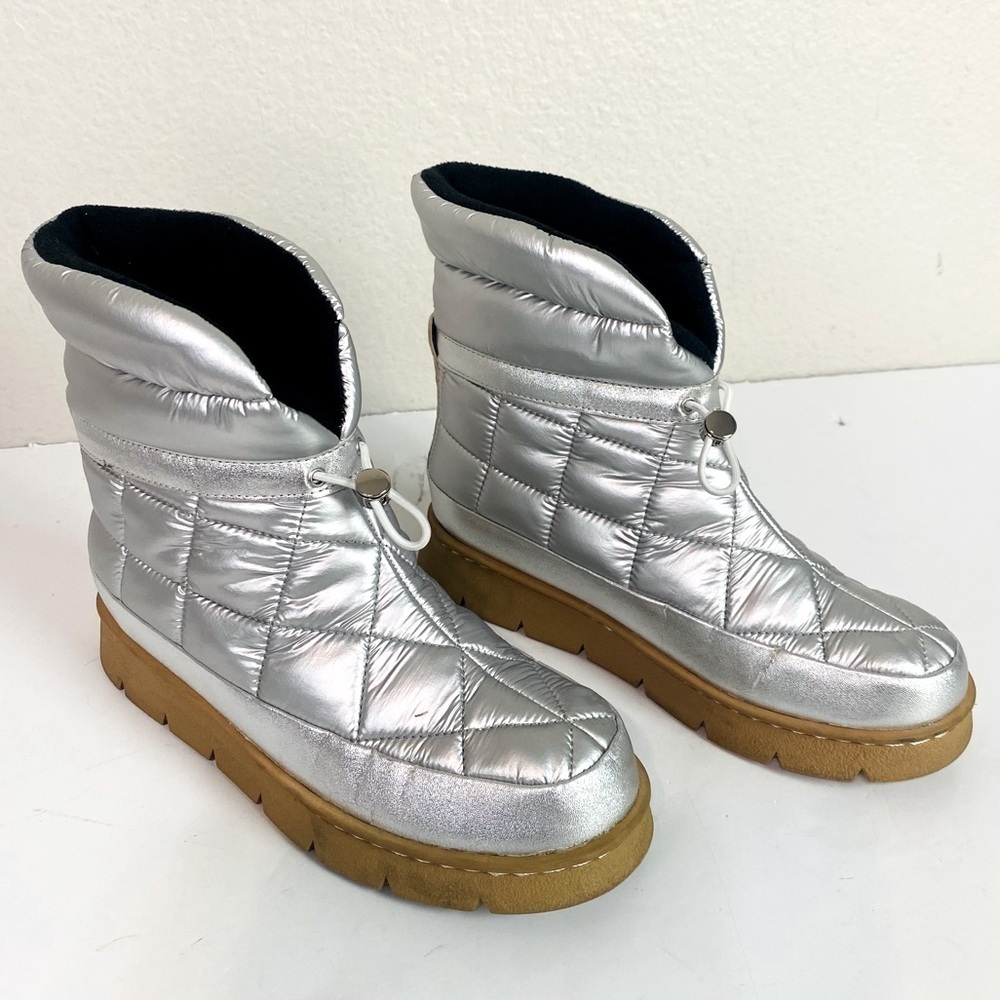 Marc Fisher LTD Silver Kamryn Quilted Snow Bootie Size 6.5